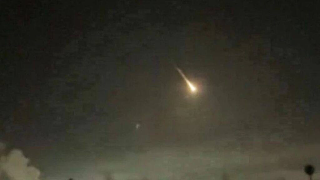 Asteroid Burns Up Over Siberia